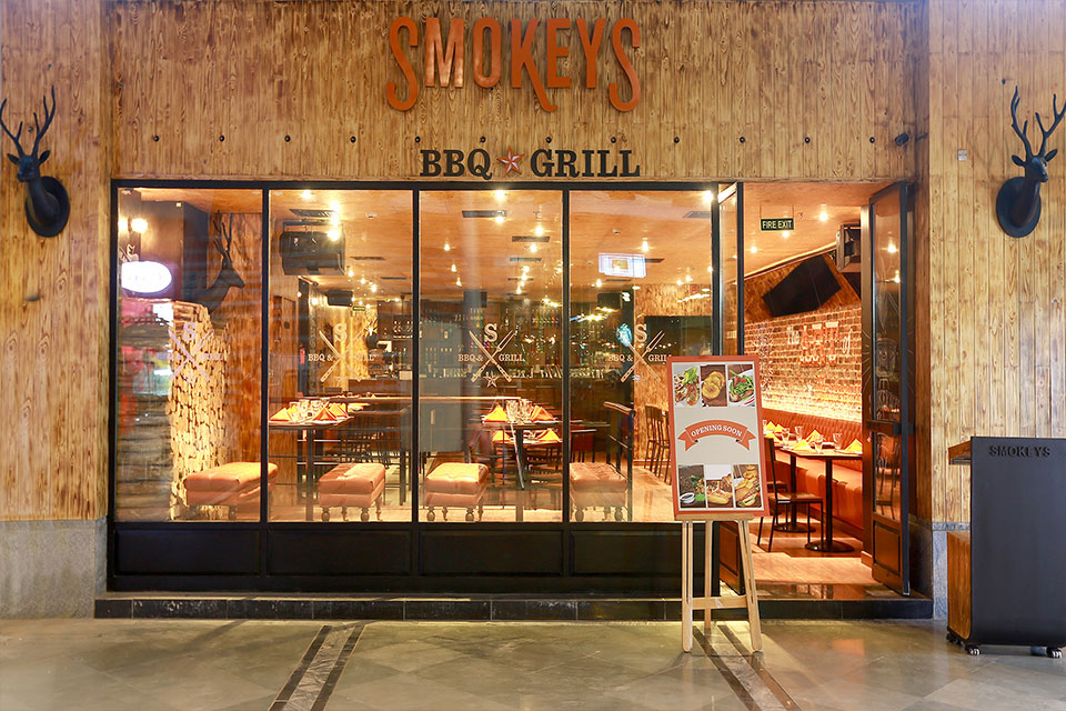 Smokeys BBQ & Grill, CyberHub, Gurgaon